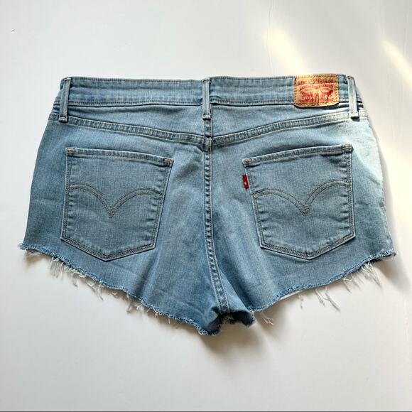 Levi’s Denim Shorts 32 Distressed Hem Mid‎ Rise Cut Off Jean Shorts - Picture 2 of 12
